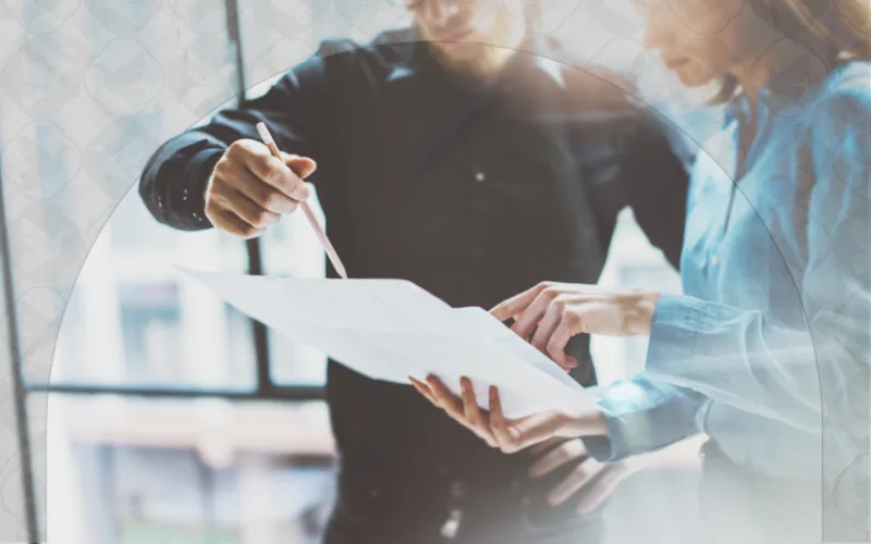 بررسی شرایط و محدودیتهای قرارداد بیمه در انگلیس