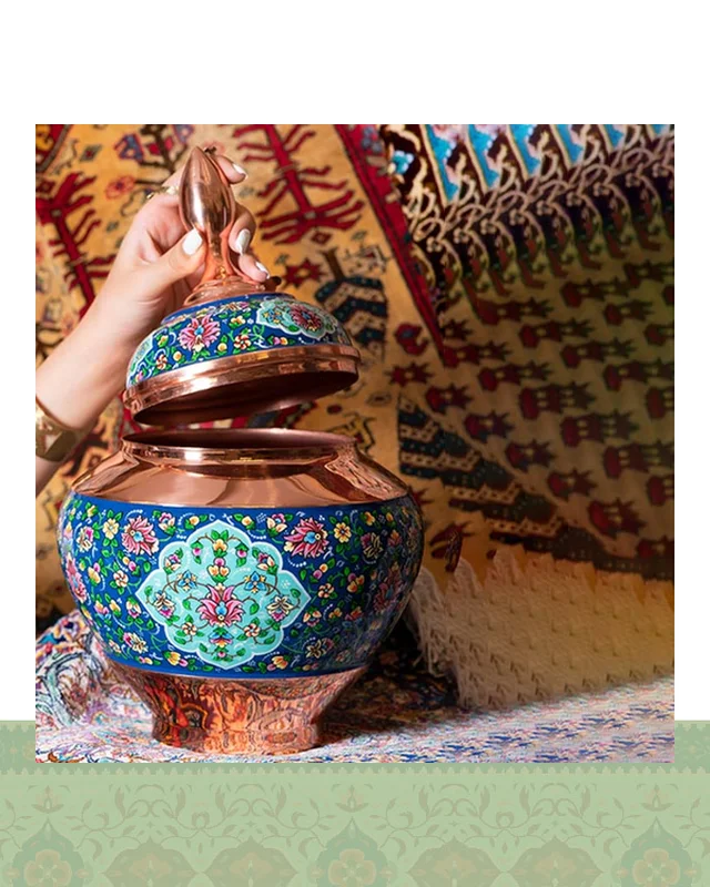 قندان مس و پرداز مدل سیبی بزرگ در دیارلند